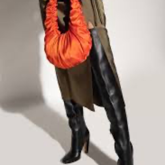 NWT Nanushka Anja Ruched Baguette Faux-Leather Shoulder Bag Orange - Picture 3 of 8